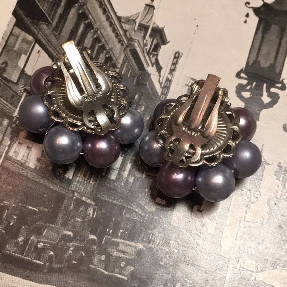Vintage Japan Bead Cluster Earrings - Picture 2 of 6